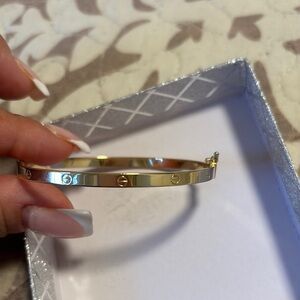 Elegant Gold Bangle Bracelet